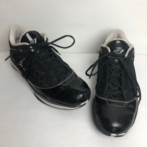 Air Jordan Black & White Sneakers Shoes ((Size 8))